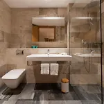 The Terrace - Grindelhomes * Γκρίντελβαλντ