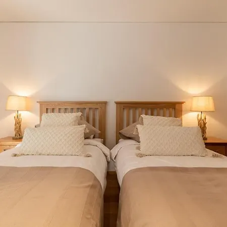 The Terrace - Grindelhomes *